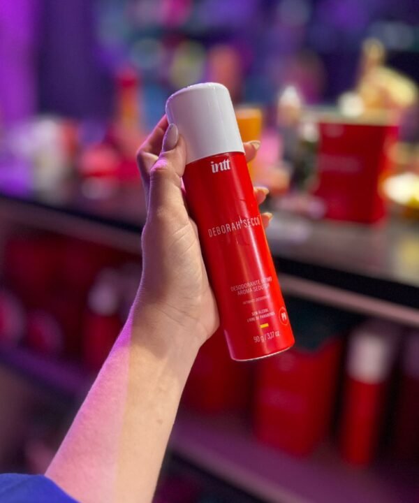 Desodorante aerosol da Debora Sexo